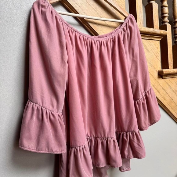NWT Soho‎ NY Co Womens Velvet Ruffle Top S Pastel Off Shoulder Romantic Feminine - Picture 3 of 8